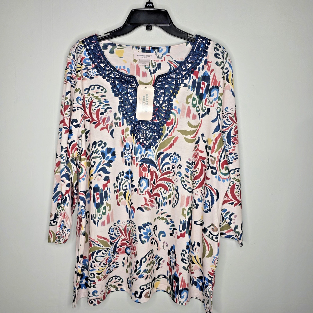 Allison Daley Womens 1X Pink Paisley Floral Tunic Top Navy Crochet Lace 3/4 NWT